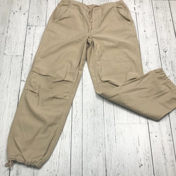 NWT! Aritzia TNA Cache Cargo Pants Size XS - Picture 8 of 11